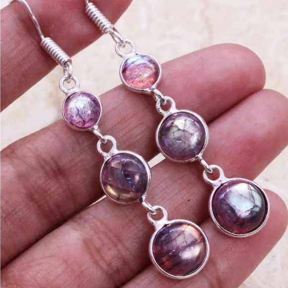 Faceted Labradorite Gemstone earrings - Picture 3 of 6